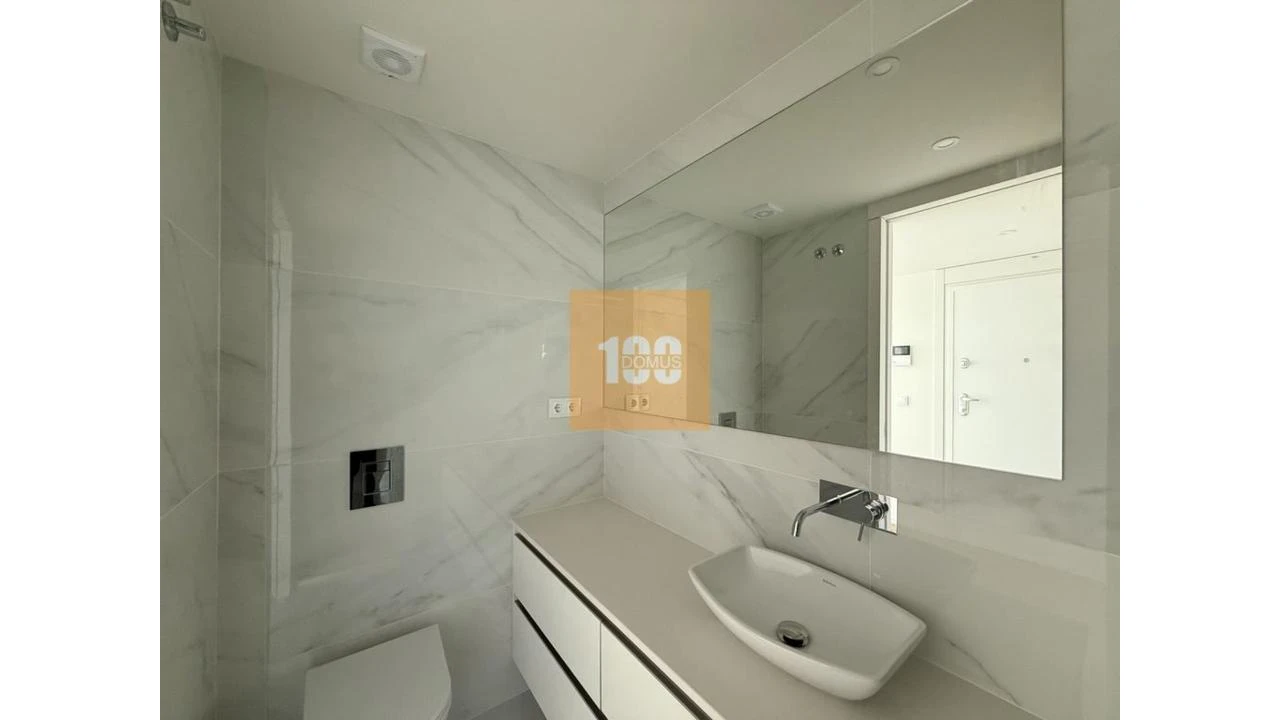 Apartamento T2 para Arrendamento em Bonfim Foto 7