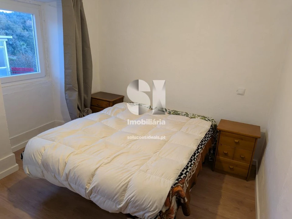 Moradia T3 para Venda em Almalagues Foto 7