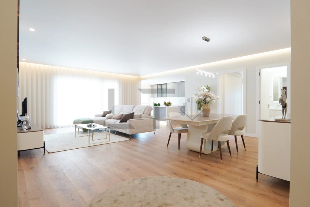 Apartamento T3 para Venda em Loures Foto 1