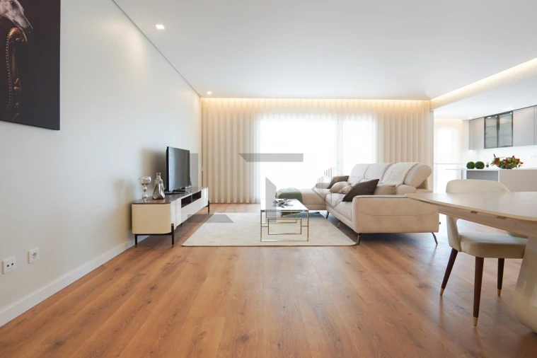 Apartamento T3 para Venda em Loures Foto 4