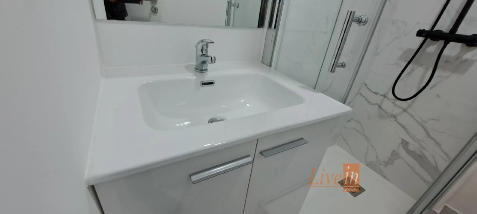 Apartamento T4 para Venda em Águas Livres Foto 9