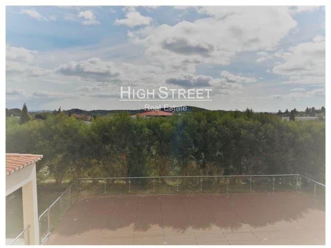 Moradia T4 para Venda em Agualva e Mira-Sintra Foto 24