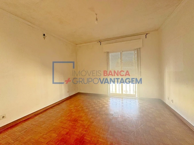 Apartamento T3 para Venda em Rio de Mouro Foto 15