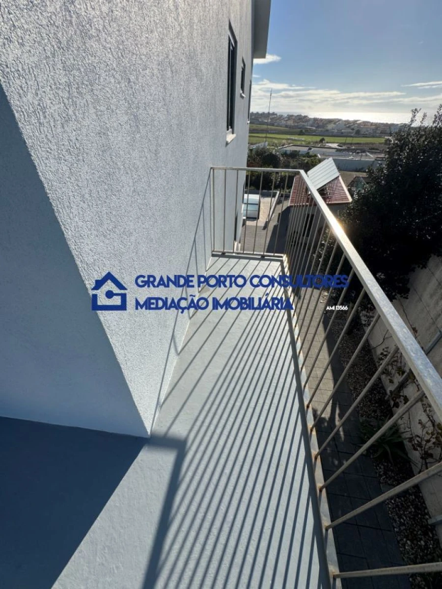 Moradia T4 para Venda em Custóias, Leça do Balio e Guifões Foto 12