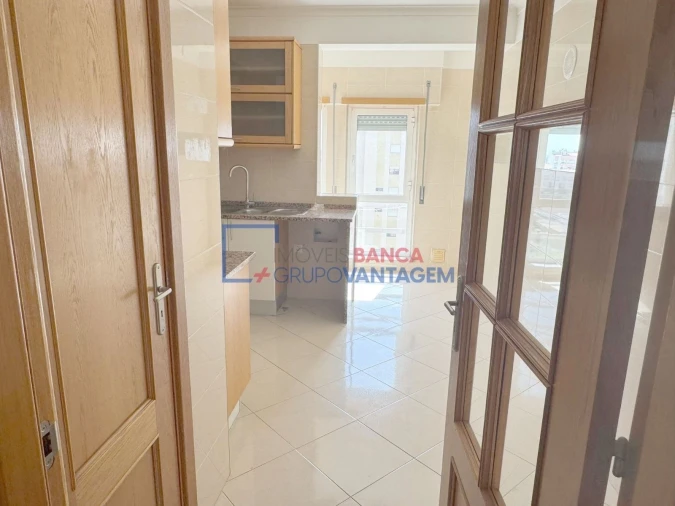 Apartamento T3 para Venda em Carregado e Cadafais Foto 5
