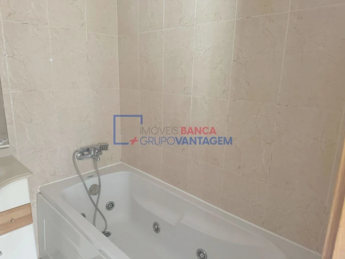 Apartamento T3 para Venda em Carregado e Cadafais Foto 8
