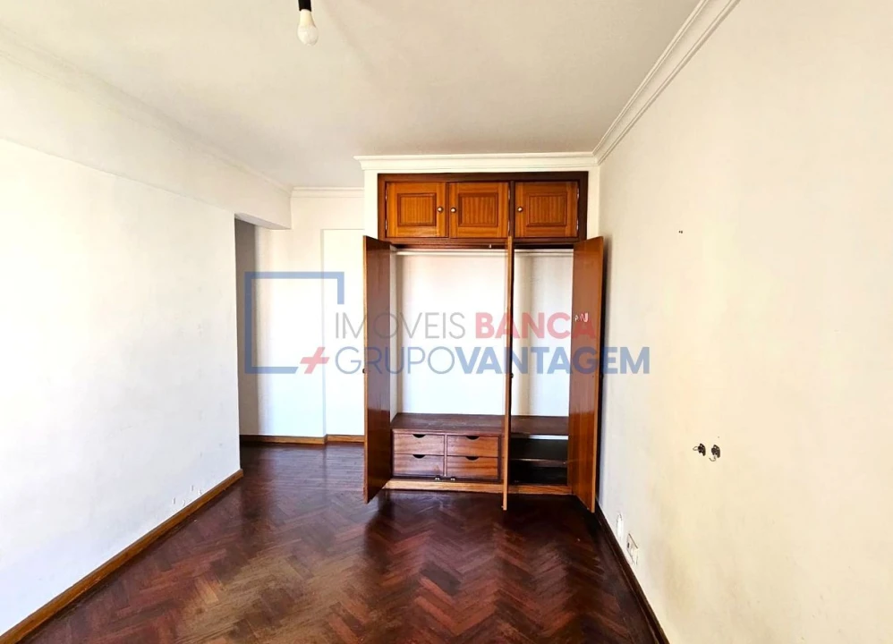 Apartamento T3 para Venda em Algueirão-Mem Martins Foto 16