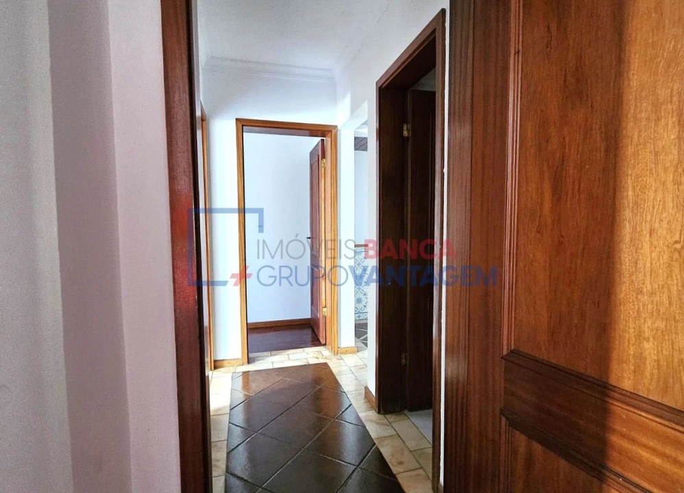 Apartamento T3 para Venda em Algueirão-Mem Martins Foto 18