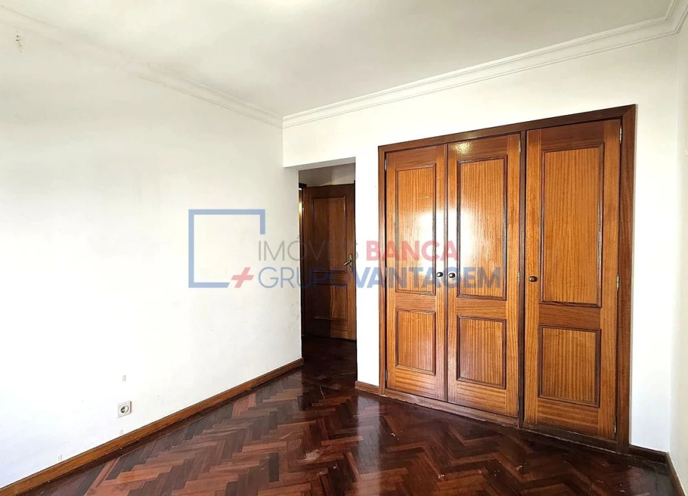 Apartamento T3 para Venda em Algueirão-Mem Martins Foto 23
