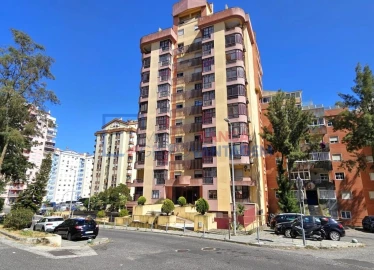 Apartamento T3 para Venda em Algueirão-Mem Martins