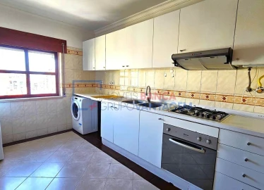Apartamento T3 para Venda em Algueirão-Mem Martins