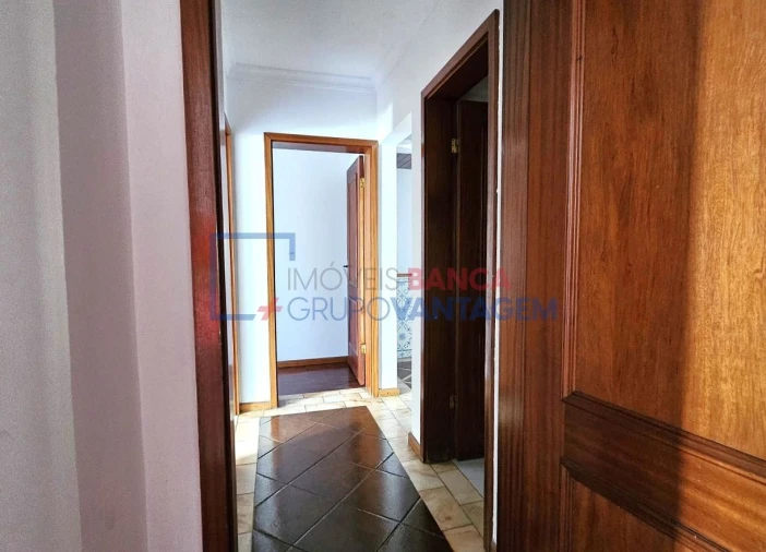 Apartamento T3 para Venda em Algueirão-Mem Martins Foto 18