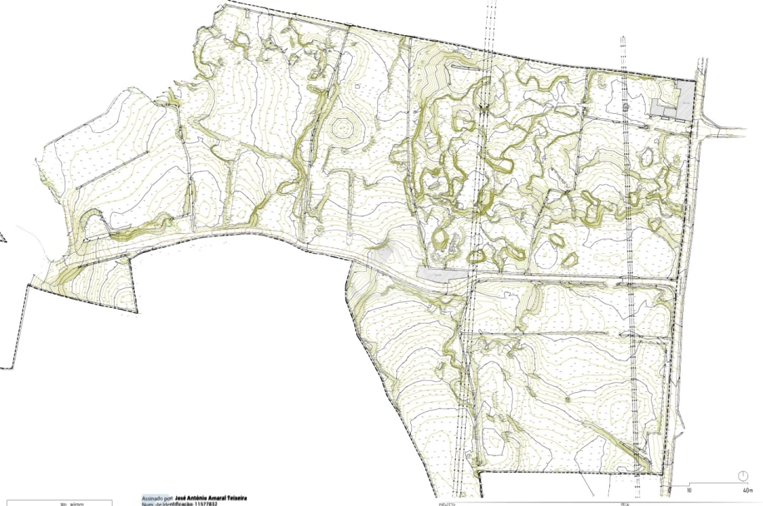 Terreno para Venda em Fajã de Baixo Foto 5
