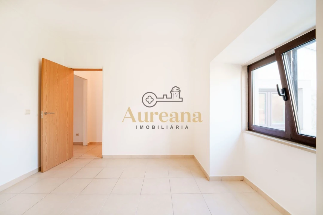 Moradia T2 para Venda em Nossa Senhora das Misericordias Foto 21