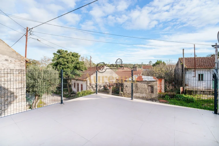 Moradia T2 para Venda em Nossa Senhora das Misericordias Foto 10