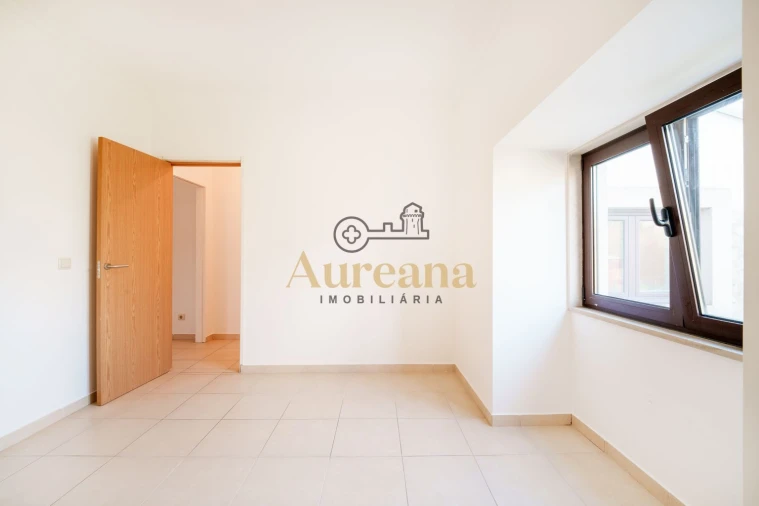 Moradia T2 para Venda em Nossa Senhora das Misericordias Foto 21