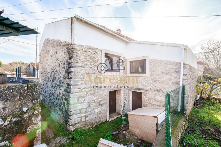 Moradia T2 para Venda em Nossa Senhora das Misericordias Foto 25