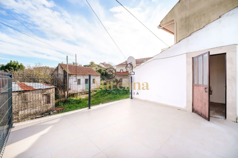 Moradia T2 para Venda em Nossa Senhora das Misericordias Foto 12