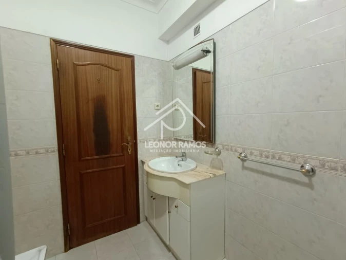 Apartamento T3 para Venda em Castelo Branco Foto 16