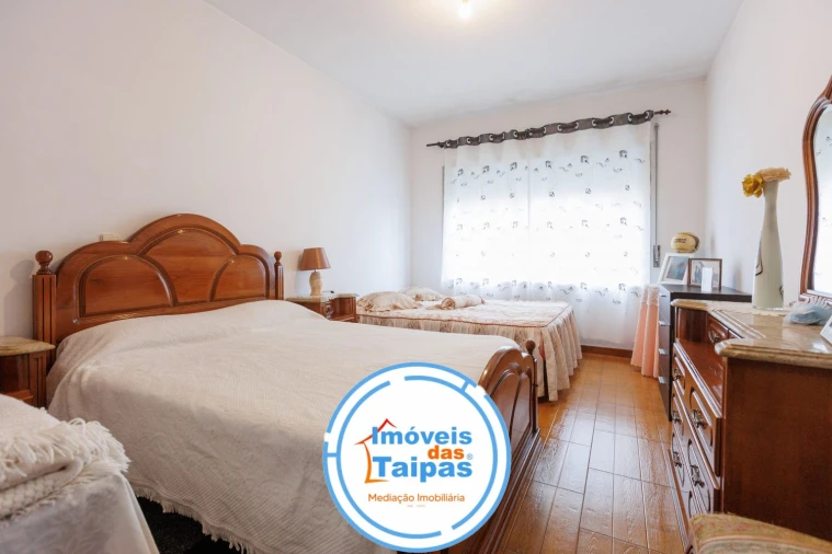 Apartamento T2 para Venda em Caldelas Foto 11