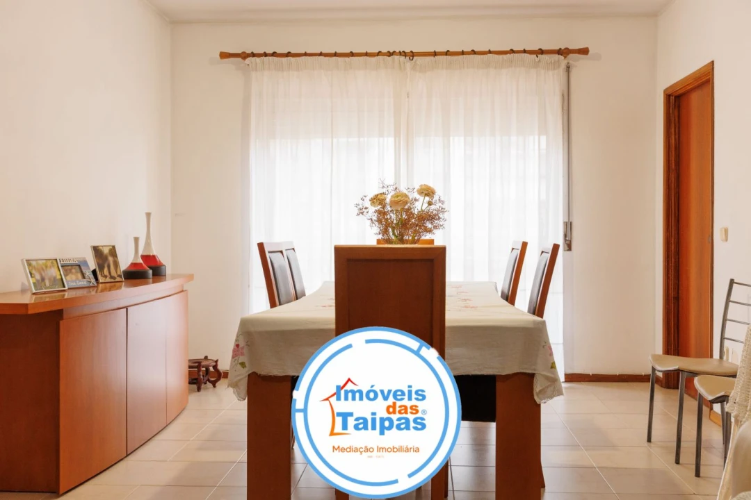 Apartamento T2 para Venda em Caldelas Foto 7