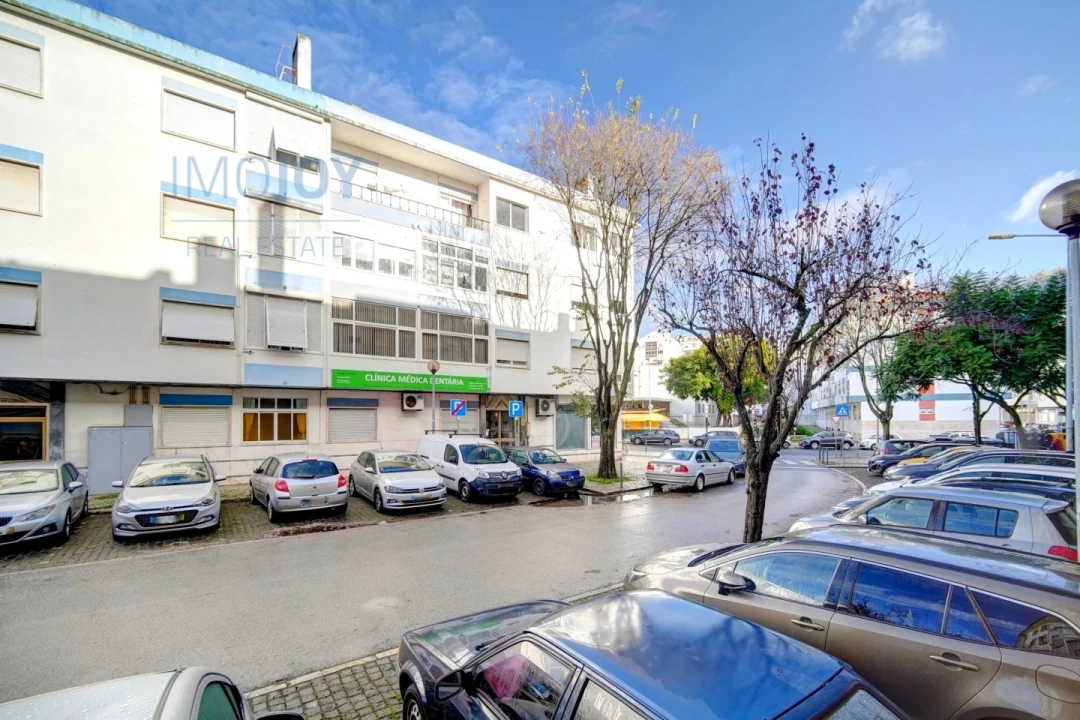 Apartamento T3 para Venda em Odivelas Foto 21