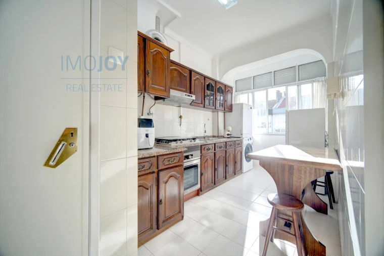 Apartamento T3 para Venda em Odivelas Foto 4