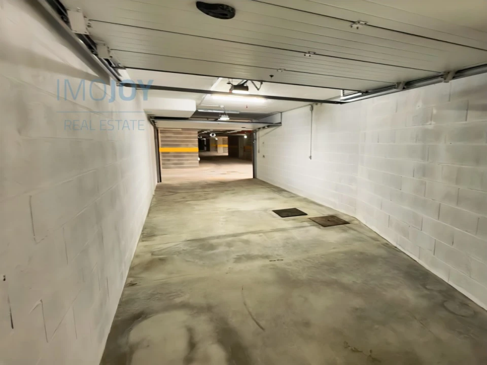 Garagem para Arrendamento em Portimão Foto 4