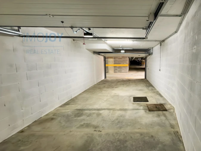 Garagem para Arrendamento em Portimão