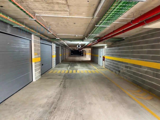 Garagem para Arrendamento em Portimão Foto 6