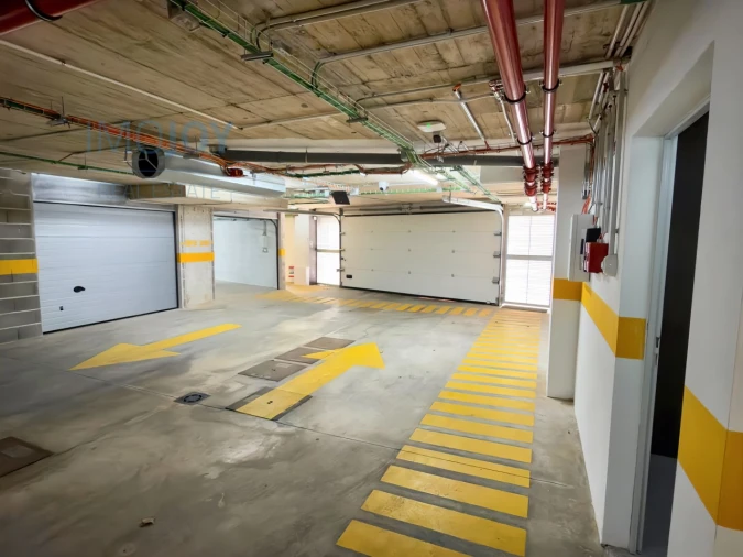 Garagem para Arrendamento em Portimão Foto 10