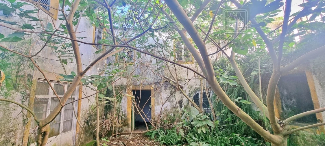 Moradia T6 para Venda em Ponta Delgada (São Sebastião) Foto 5