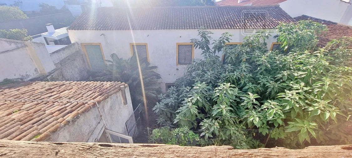 Moradia T6 para Venda em Ponta Delgada (São Sebastião) Foto 12