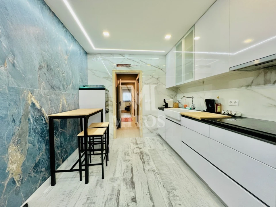 Apartamento T2 para Arrendamento em Darque Foto 2