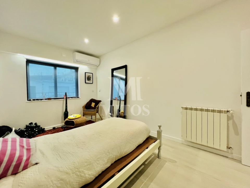 Apartamento T2 para Arrendamento em Darque Foto 16