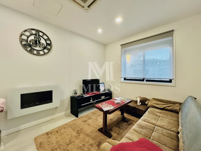 Apartamento T2 para Arrendamento em Darque Foto 6