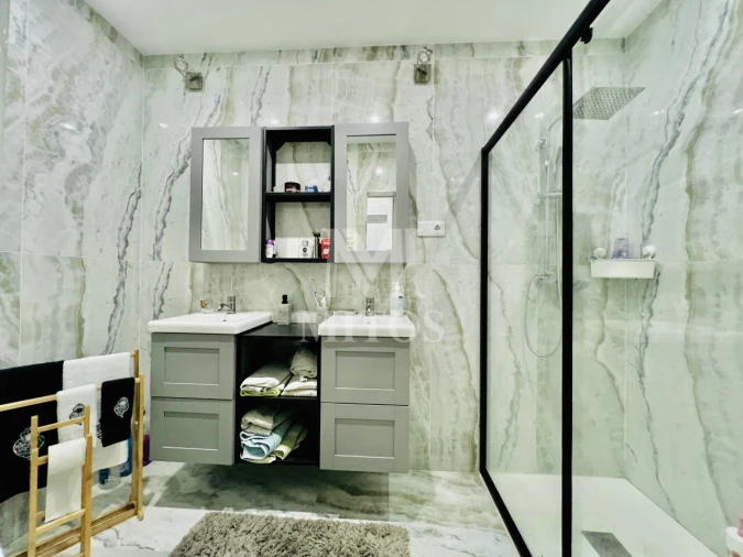 Apartamento T2 para Arrendamento em Darque Foto 10