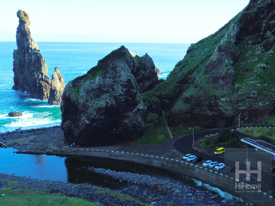 Moradia T6 para Venda em Porto Moniz Foto 8