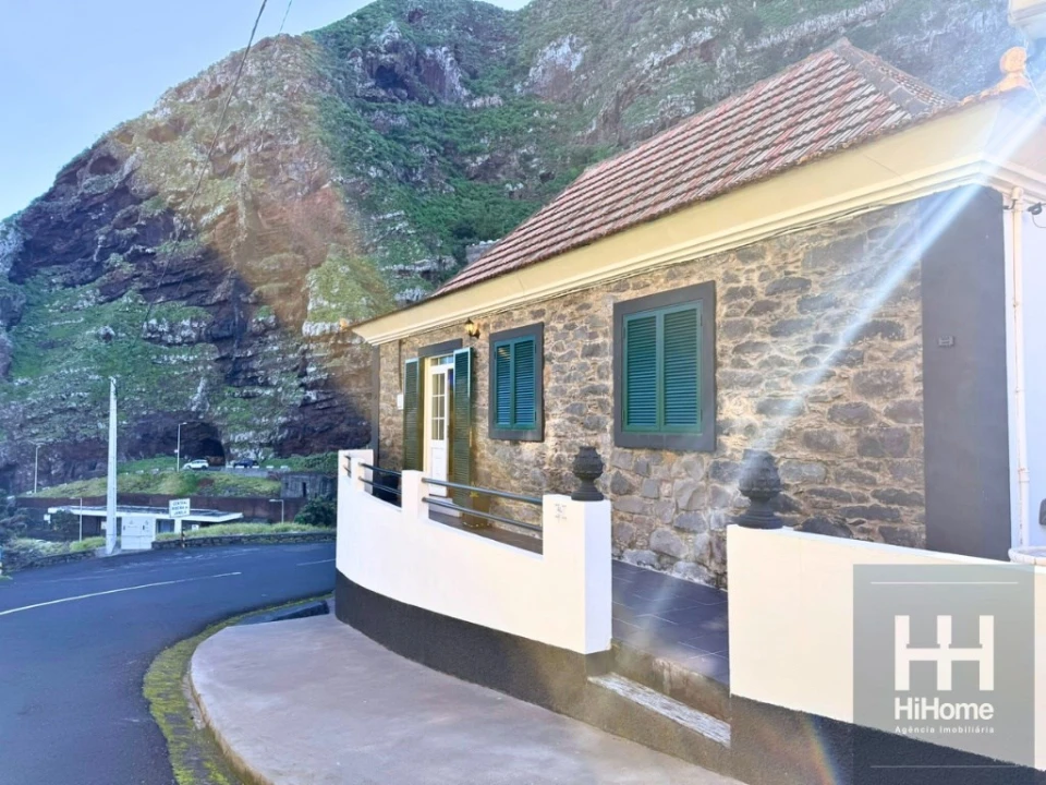 Moradia T6 para Venda em Porto Moniz Foto 13