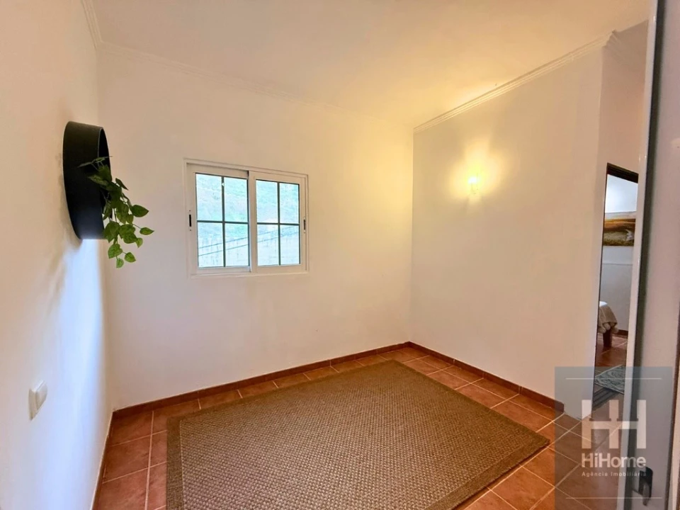 Moradia T6 para Venda em Porto Moniz Foto 37