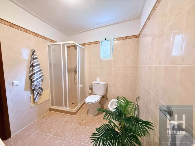 Moradia T6 para Venda em Porto Moniz Foto 43