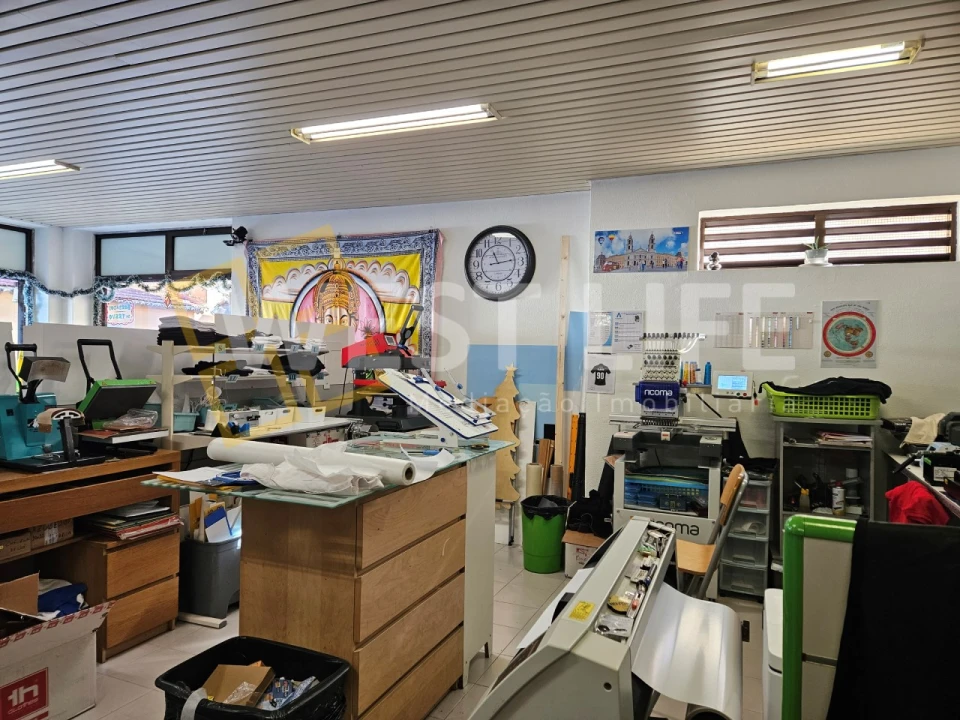 Loja para Arrendamento em Mafra Foto 7