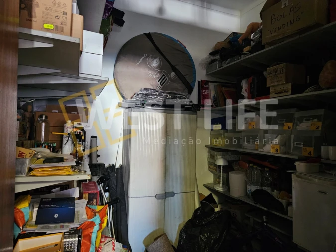 Loja para Arrendamento em Mafra Foto 9