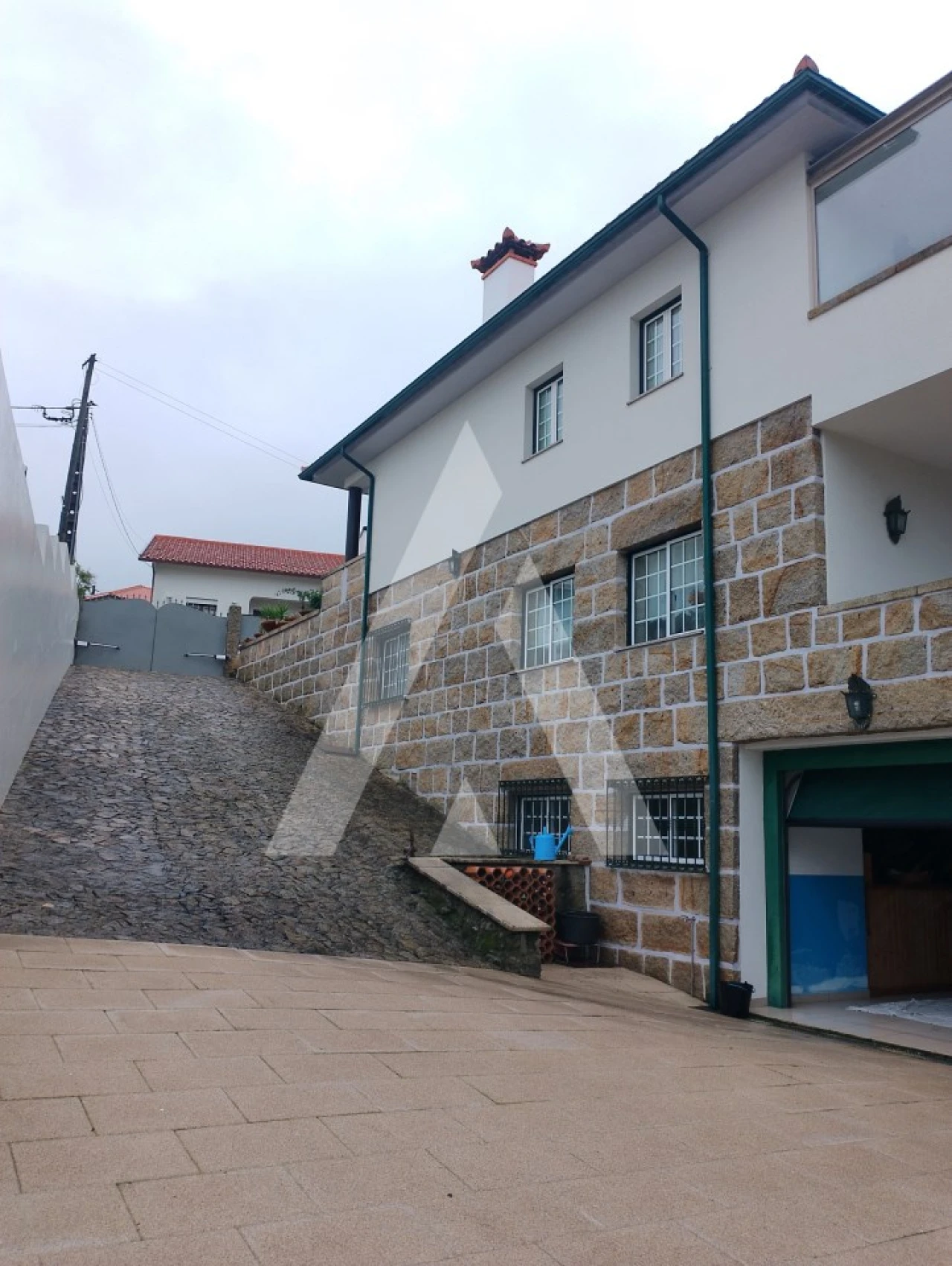 Moradia T4 para Venda em Ribeira Foto 2