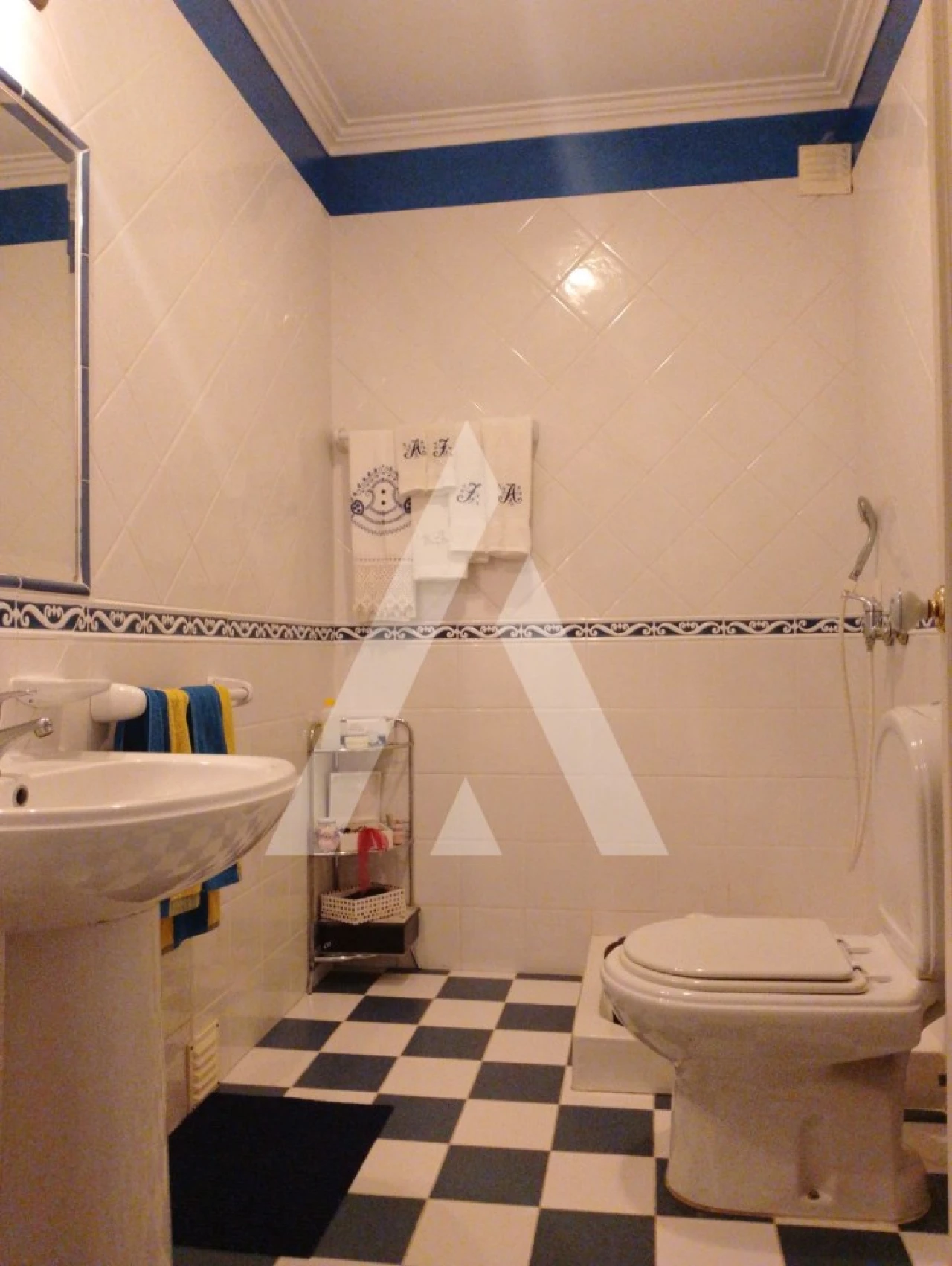 Moradia T4 para Venda em Ribeira Foto 11