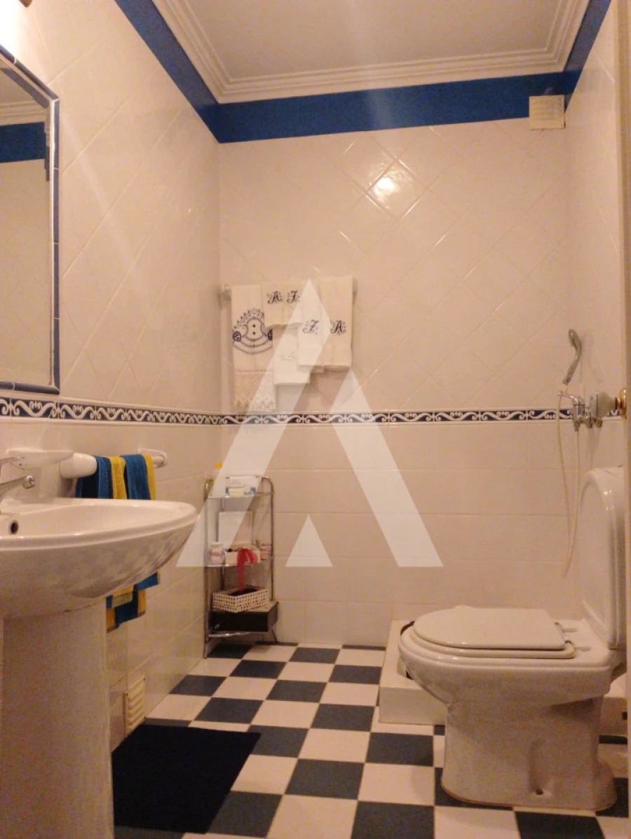 Moradia T4 para Venda em Ribeira Foto 11