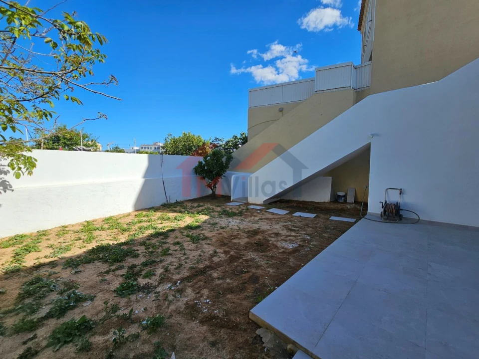 Moradia T2 para Venda em Loule (São Clemente) Foto 24