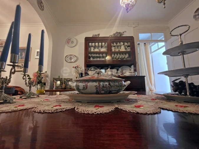 Moradia T3 para Venda em Lajes do Pico Foto 11