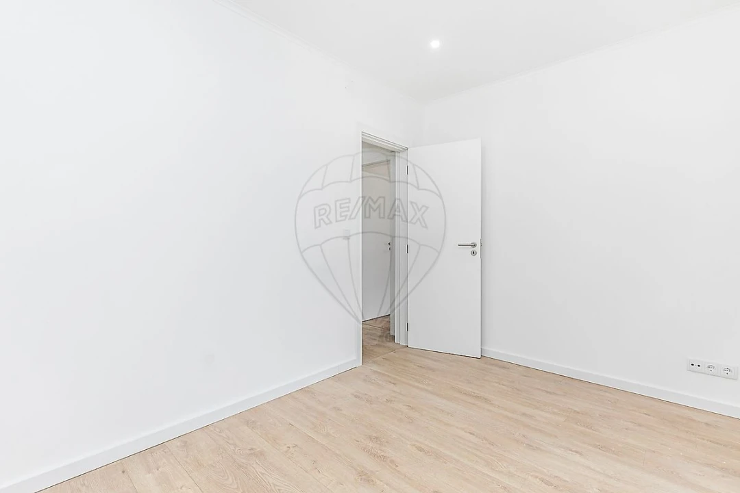 Apartamento T3 para Venda em Encosta do Sol Foto 10