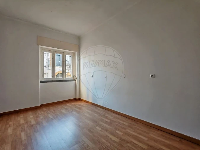 Apartamento T3 para Arrendamento em Marvila, Ribeira Santarém, São Salvador, São Nicolau Foto 2